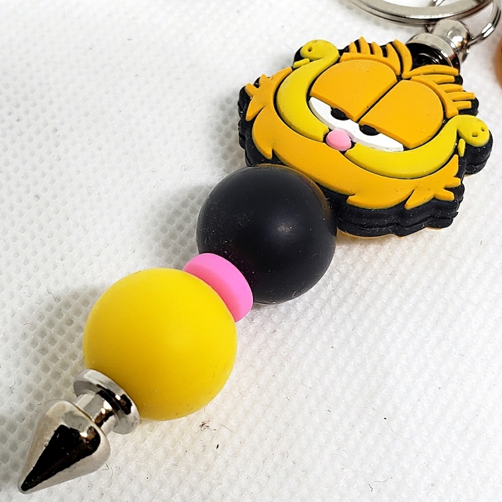 Handmade Garfield Silicone Beaded Keychain - Picture 2 of 4